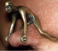 Brustschmuck