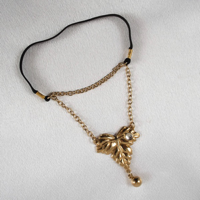bh180-c-bijou-feuillage-testicules-or