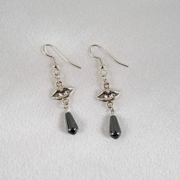 bo14-c-boucles-oreilles-adorables-baisers-argent