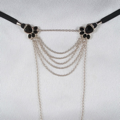 st227-d-string-bijou-pattes-de-velours-argent